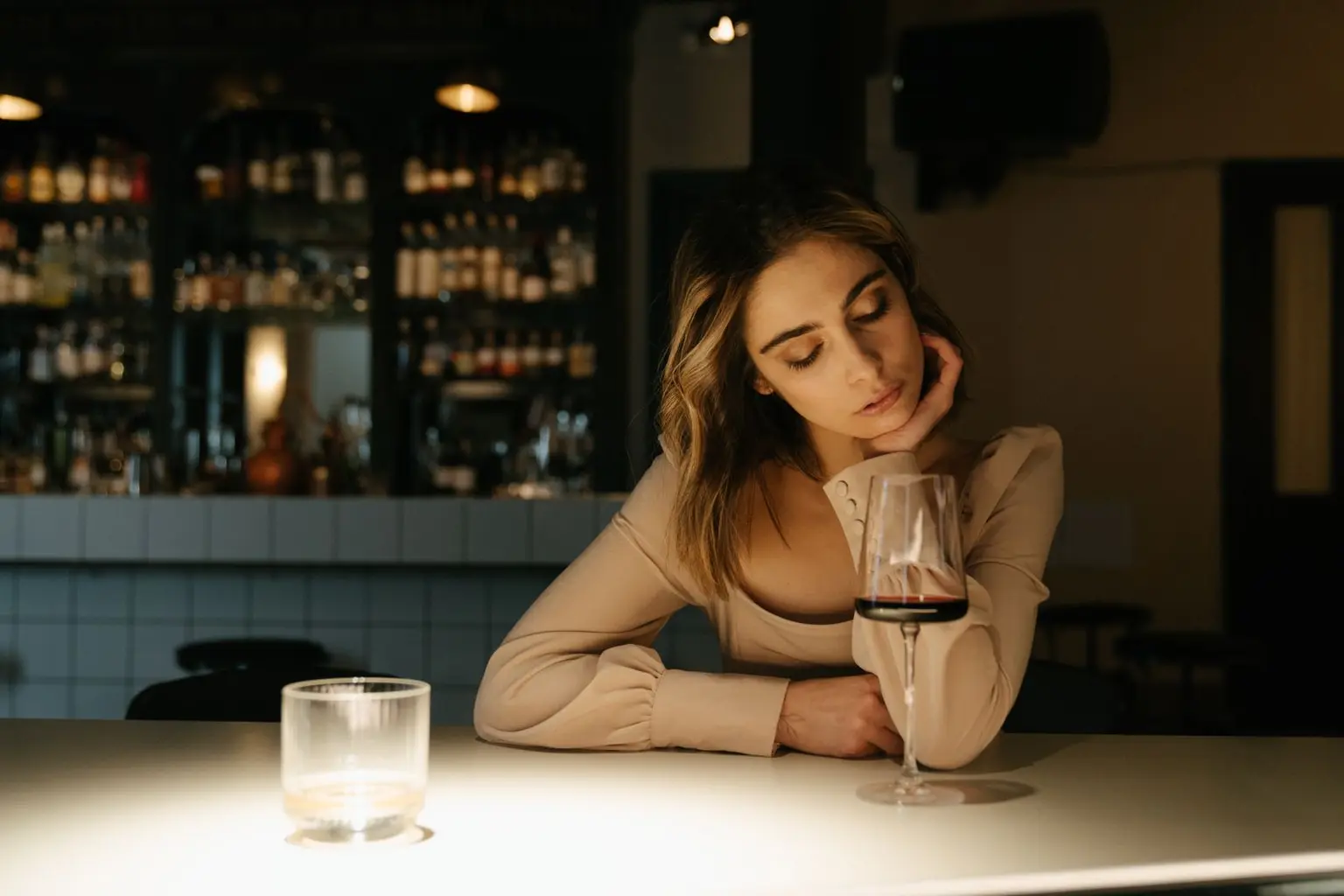 ¿Qué es «el ick»? Por qué llega tan rápido — y cuándo conviene hacerle caso de verdad
